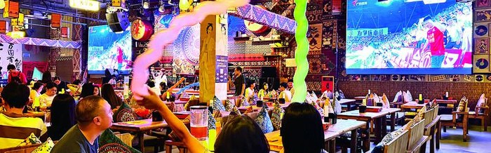 主场酣战  全城助威|肇庆|肇庆队|西江日报|粤超|足球_新浪体育_新浪新闻