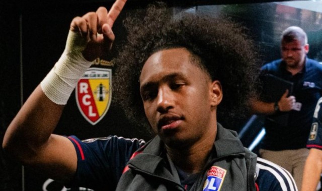 PG电子-记者：在转会窗口的最后两天，曼联也试图签下马利克-福法纳